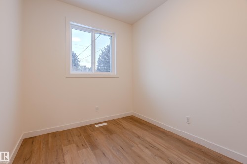 4921 50 Avenue, Legal, AB - Indoor Photo Showing Other Room