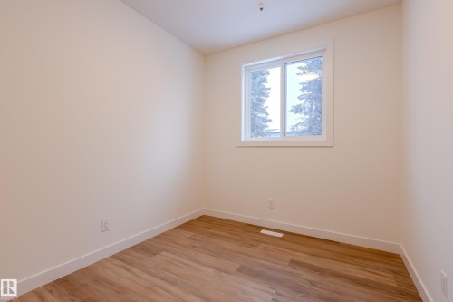 4921 50 Avenue, Legal, AB - Indoor Photo Showing Other Room