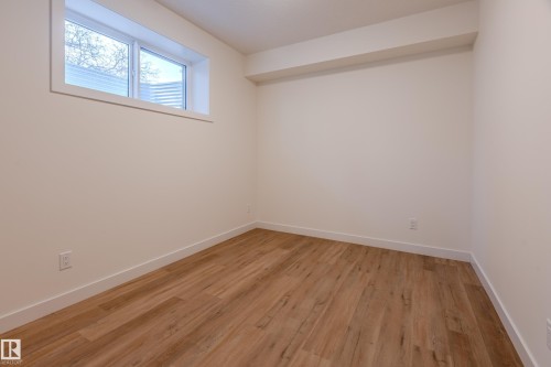 4921 50 Avenue, Legal, AB - Indoor Photo Showing Other Room