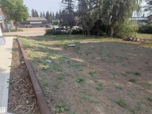 4921 50 Avenue, Legal, AB - Outdoor