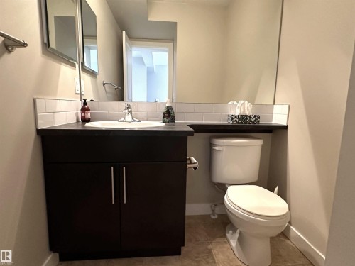 47 9535 217 Street, Edmonton, AB - Indoor Photo Showing Bathroom