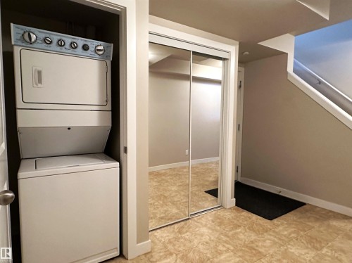 47 9535 217 Street, Edmonton, AB - Indoor Photo Showing Laundry Room