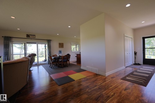 240002 Twp Rd 674, Rural Athabasca County, AB - Indoor