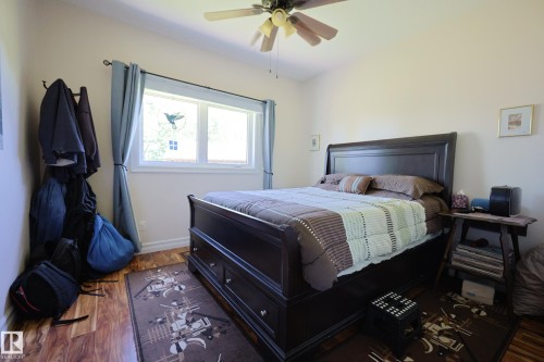 240002 Twp Rd 674, Rural Athabasca County, AB - Indoor Photo Showing Bedroom