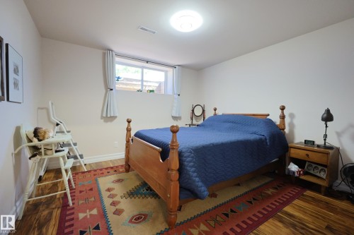 240002 Twp Rd 674, Rural Athabasca County, AB - Indoor Photo Showing Bedroom