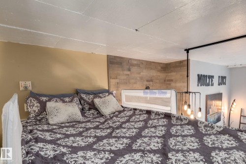 510 10024 Jasper Avenue, Edmonton, AB - Indoor Photo Showing Bedroom