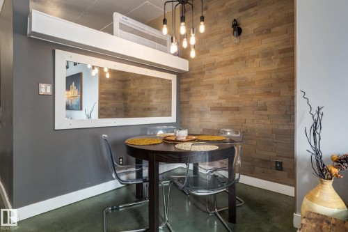 510 10024 Jasper Avenue, Edmonton, AB - Indoor Photo Showing Dining Room