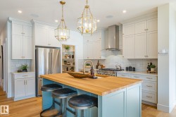 18 EMERALD Way  Spruce Grove, AB T7X 2Y4