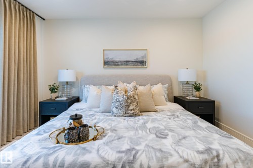 18 Emerald Way, Spruce Grove, AB - Indoor Photo Showing Bedroom