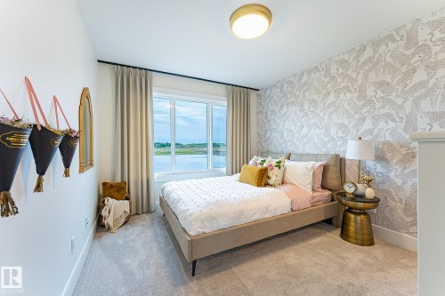 18 Emerald Way, Spruce Grove, AB - Indoor Photo Showing Bedroom