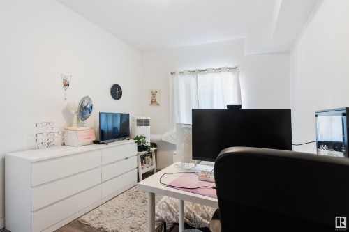 101 8931 156 Street, Edmonton, AB - Indoor