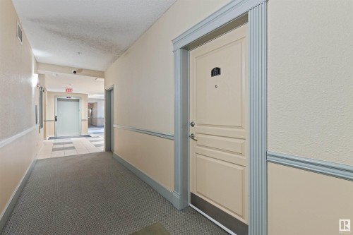 101 8931 156 Street, Edmonton, AB - Indoor Photo Showing Other Room