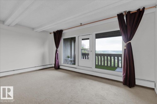 1012 9918 101 Street, Edmonton, AB - Indoor Photo Showing Other Room