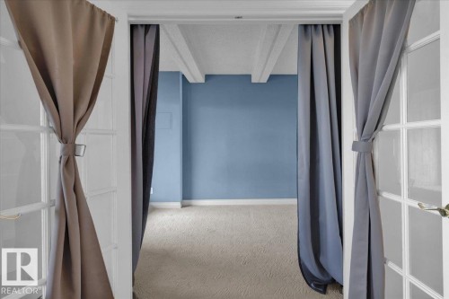 1012 9918 101 Street, Edmonton, AB - Indoor