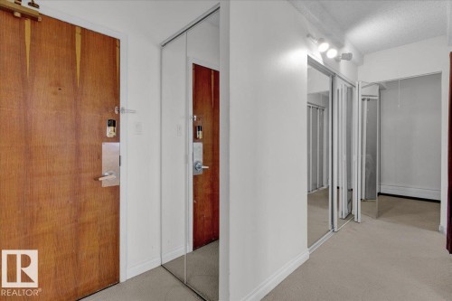 1012 9918 101 Street, Edmonton, AB - Indoor Photo Showing Other Room