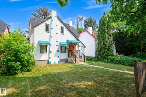 10149 122 Street, Edmonton, AB - Outdoor