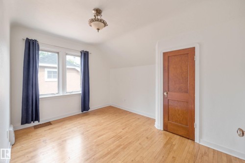 10149 122 Street, Edmonton, AB - Indoor Photo Showing Other Room