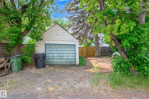 10149 122 Street, Edmonton, AB - Outdoor