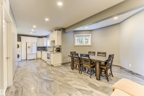 2202 28 Street, Cold Lake, AB - Indoor Photo Showing Dining Room