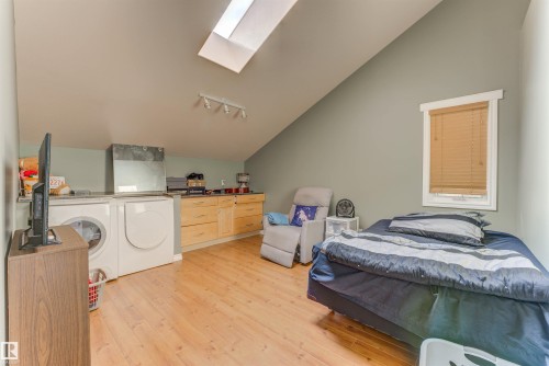 2202 28 Street, Cold Lake, AB - Indoor