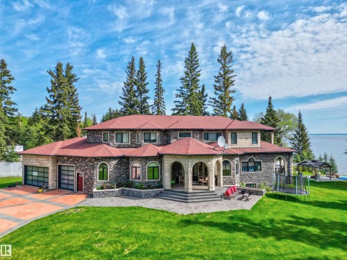 2202 28 Street, Cold Lake, AB - Outdoor