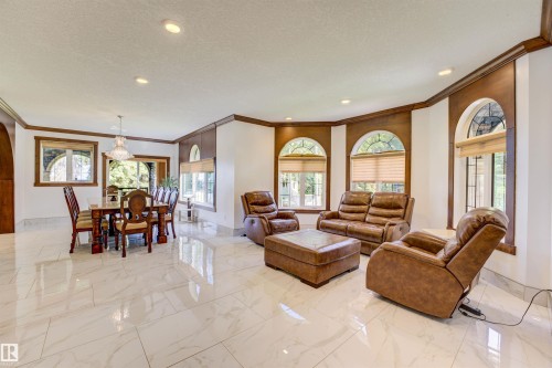 2202 28 Street, Cold Lake, AB - Indoor