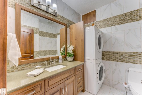 2202 28 Street, Cold Lake, AB - Indoor Photo Showing Laundry Room