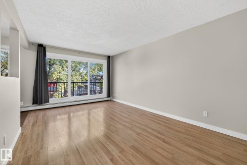 301 10621 79 Avenue Nw, Edmonton, AB - Indoor Photo Showing Other Room