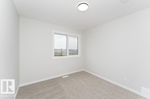 3945 Wren Loop, Edmonton, AB - Indoor Photo Showing Other Room