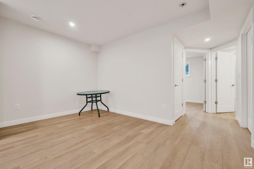 15822 100A Avenue, Edmonton, AB - Indoor Photo Showing Other Room