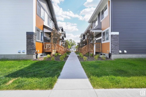 15822 100A Avenue, Edmonton, AB - Outdoor