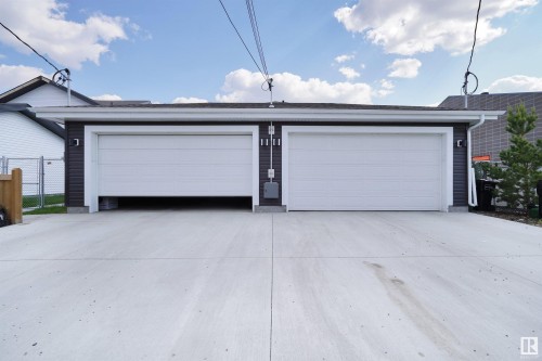 15822 100A Avenue, Edmonton, AB - Outdoor