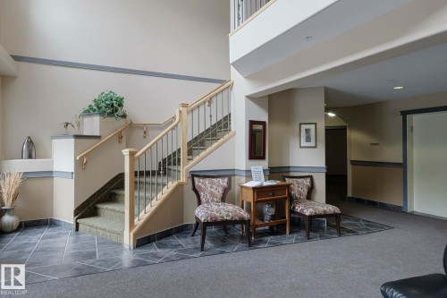 409 261 Youville Drive, Edmonton, AB - Indoor Photo Showing Other Room