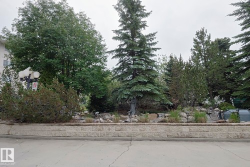 409 261 Youville Drive, Edmonton, AB - Outdoor