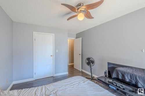 309 10404 24 Avenue, Edmonton, AB - Indoor Photo Showing Bedroom