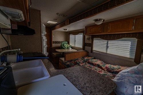 529 12002 Twp Rd 605, Rural St. Paul County, AB - Indoor Photo Showing Garage