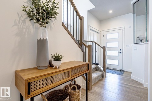 301 Juniper Cove, Leduc, AB - Indoor Photo Showing Other Room