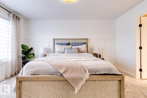 301 Juniper Cove, Leduc, AB - Indoor Photo Showing Bedroom