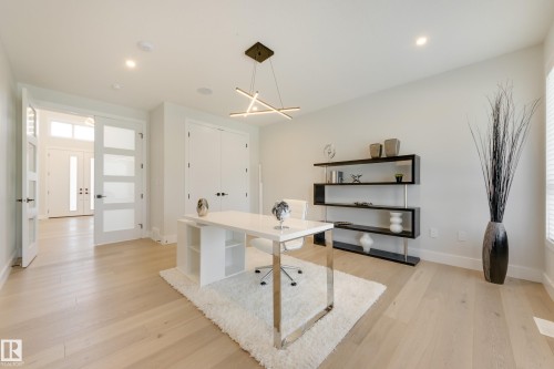 4111 Whispering River Dr. Drive Sw, Edmonton, AB - Indoor