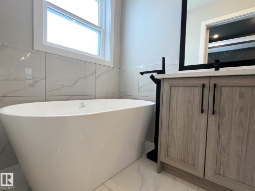 57 Wynn Road, Fort Saskatchewan, AB - Indoor