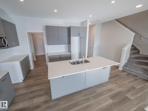 7139 177 Avenue, Edmonton, AB - Indoor Photo Showing Kitchen With Double Sink