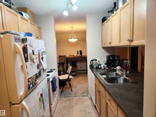 123 2098 Blackmud Creek Drive, Edmonton, AB - Indoor Photo Showing Kitchen With Double Sink