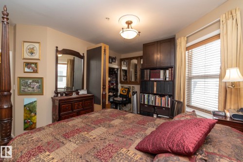 206 10939 82 Avenue, Edmonton, AB - Indoor Photo Showing Bedroom
