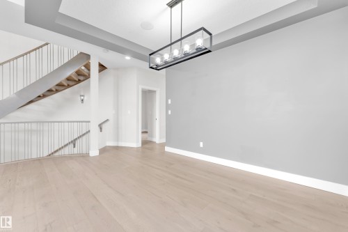 824 34 Avenue, Edmonton, AB - Indoor Photo Showing Other Room