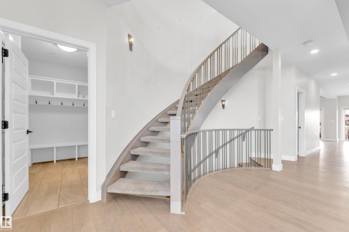 824 34 Avenue, Edmonton, AB - Indoor Photo Showing Other Room