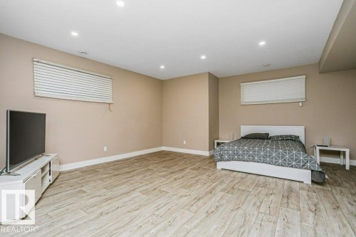 12219 101 Street, Edmonton, AB - Indoor