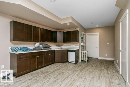 12219 101 Street, Edmonton, AB - Indoor