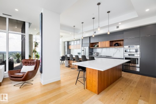 1403 14105 West Block Drive, Edmonton, AB - Indoor Photo Showing Kitchen With Upgraded Kitchen