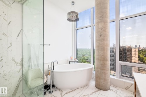 1403 14105 West Block Drive, Edmonton, AB - Indoor Photo Showing Bathroom