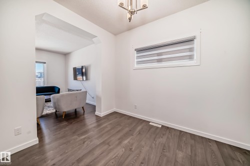 6035 Rosenthal Way, Edmonton, AB - Indoor Photo Showing Other Room